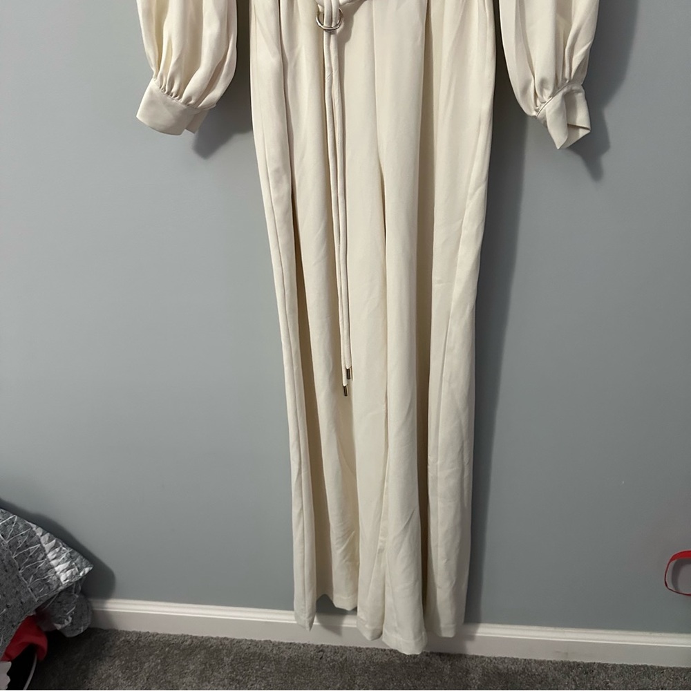 WHBM Long Sleeve Crepe Jumpsuit Ivory Wide-Leg Elegant Quiet Luxury NWT Sz 10 - Picture 5 of 13